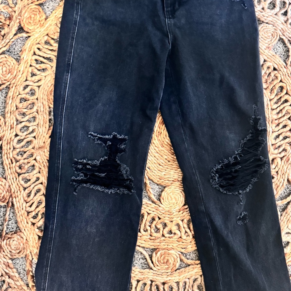 Judy Blue Black Distressed Straight Leg Jeans